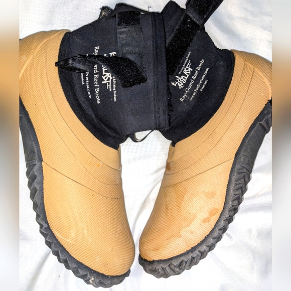 FOREVERLAST Ray-Guard Reef Boots - Picture 5 of 8